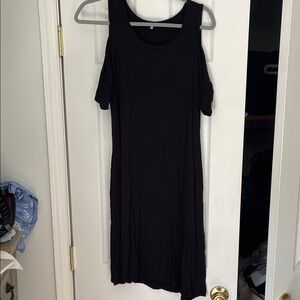 Women's Black Cold-Shoulder Midi Dress - Unbranded
